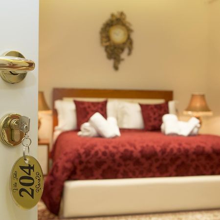 Vila Tako - Hotel Tirana Extérieur photo