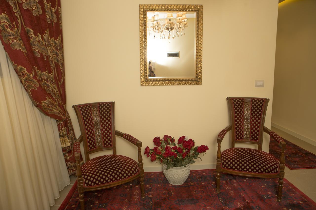 Vila Tako - Hotel Tirana Extérieur photo